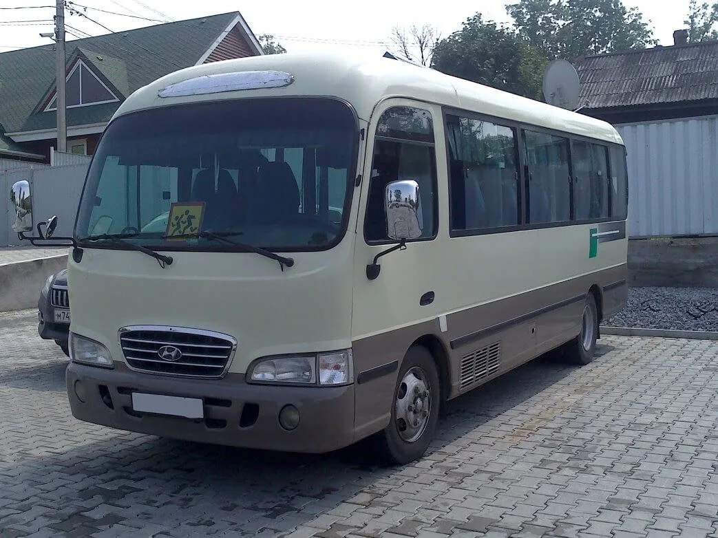 Hyundai County Deluxe