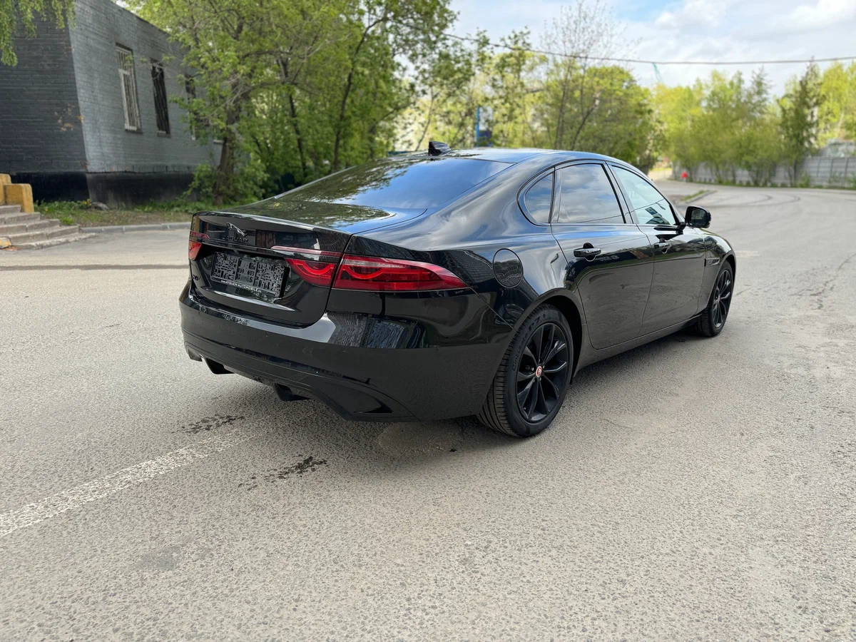 Jaguar XF аренда Jaguar XF аренда